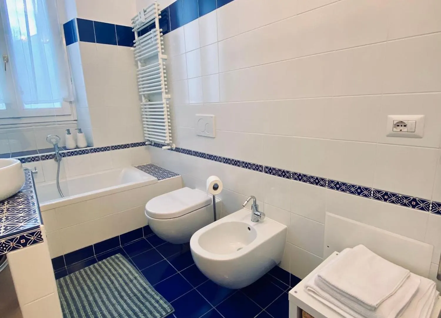 Wanderlust Splendido Appartamento In Centro Pavia Apartment
